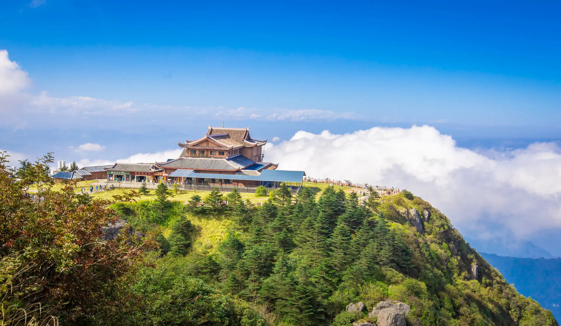 峨眉山