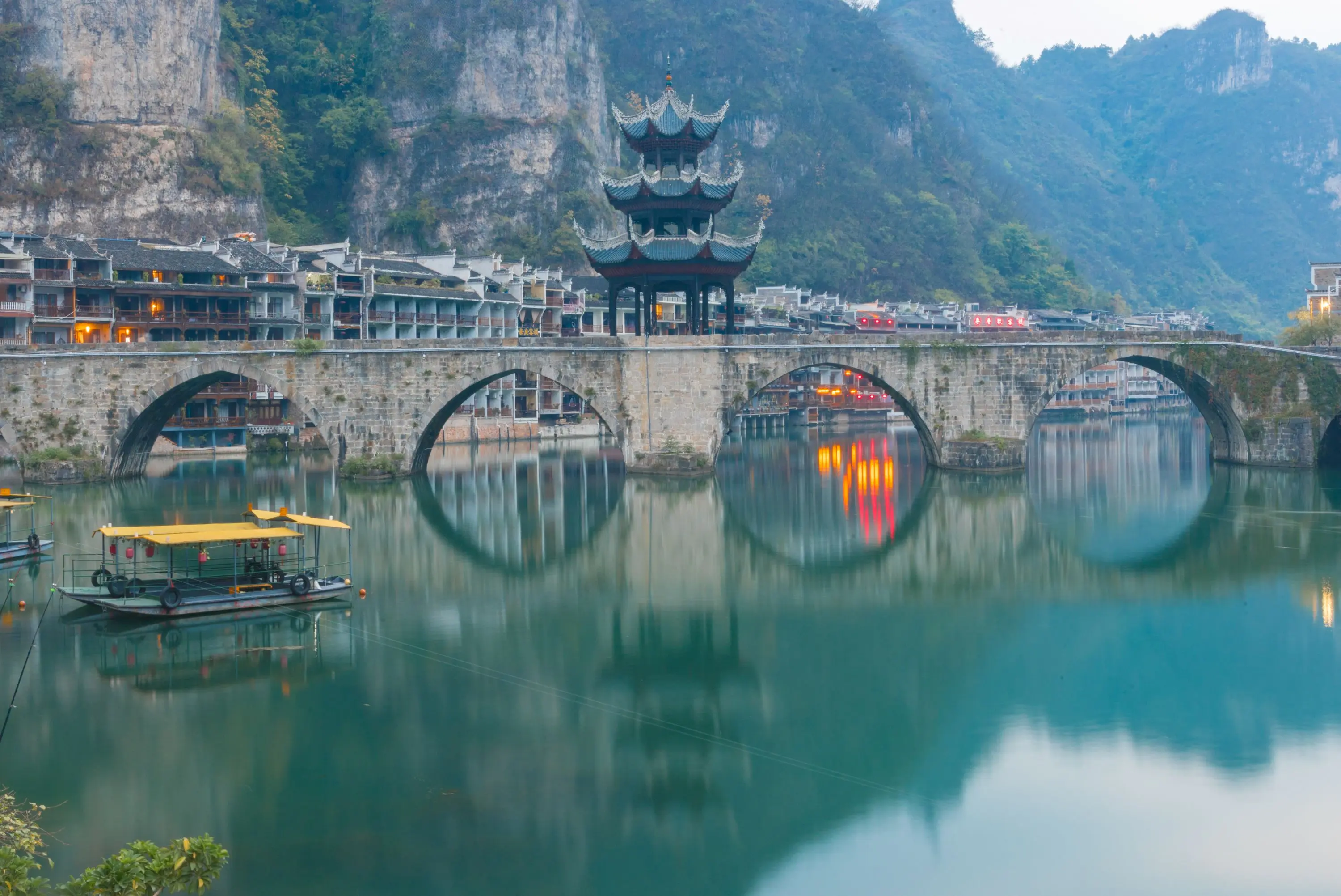鎮遠古城(含接駁車)