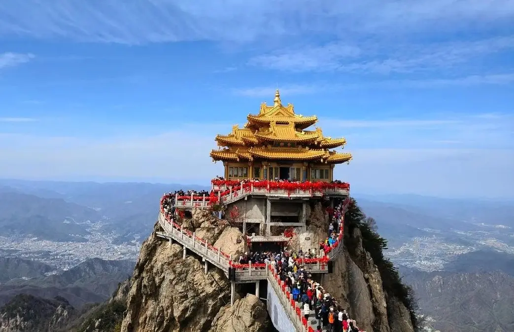 泰山玉皇頂