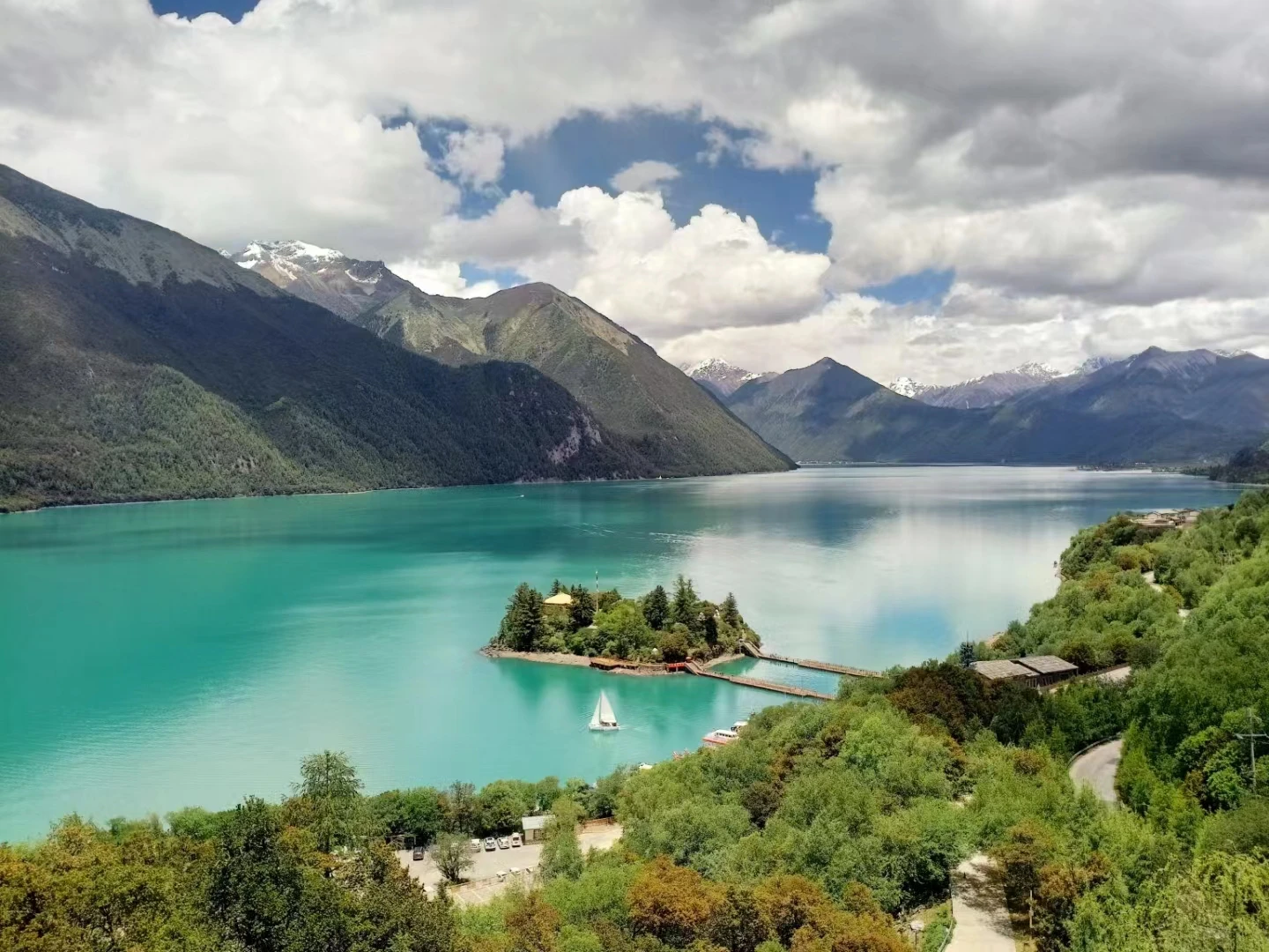 巴松措風景區(海拔3480米)(含觀光車+遊船)