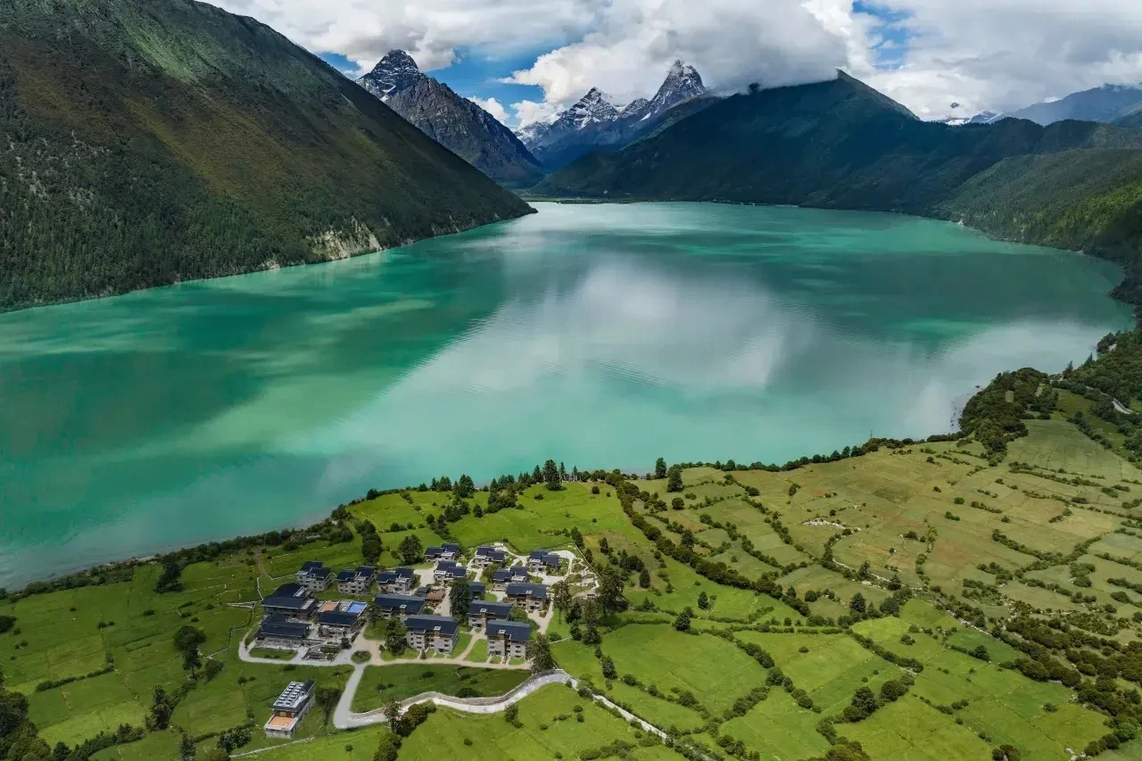 松贊巴松措林卡酒店住宿體驗