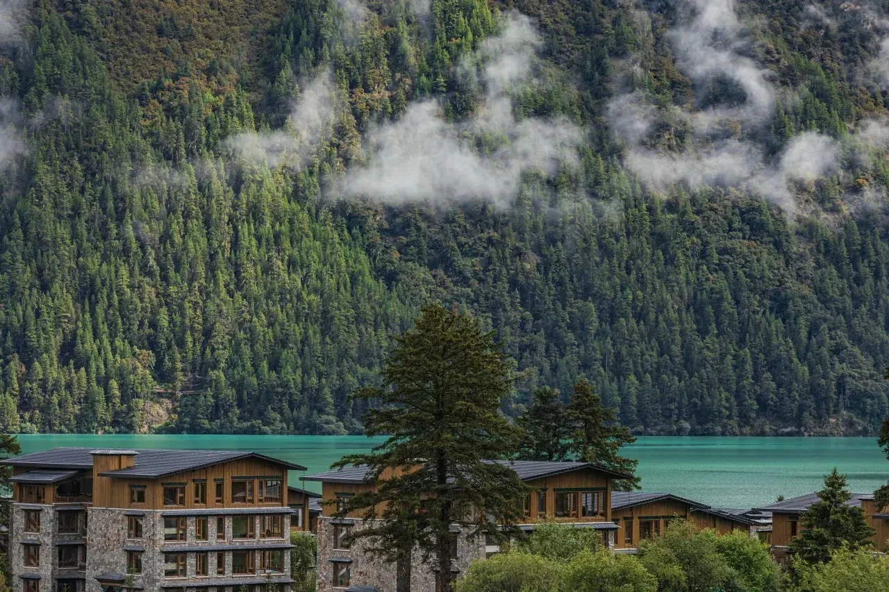 松贊巴松措林卡酒店住宿體驗