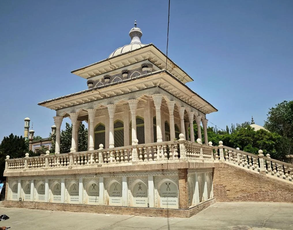 阿曼尼沙汗紀念陵＆葉爾羌汗國王陵