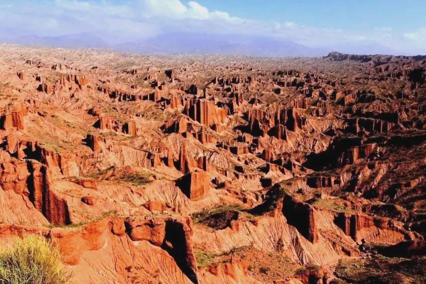 天山托木爾大峽谷