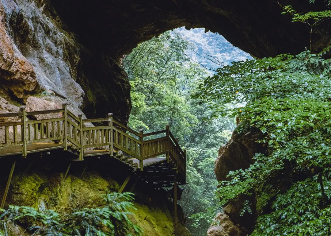 神農架天生橋