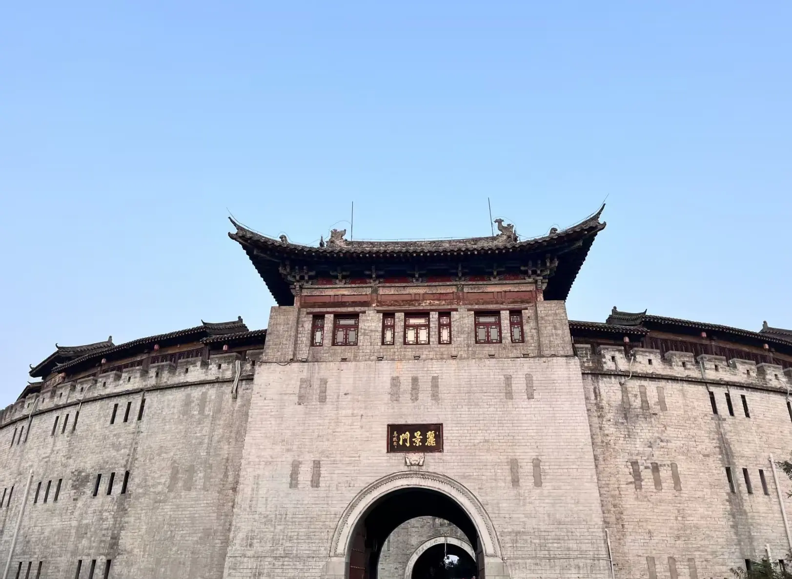 麗景門