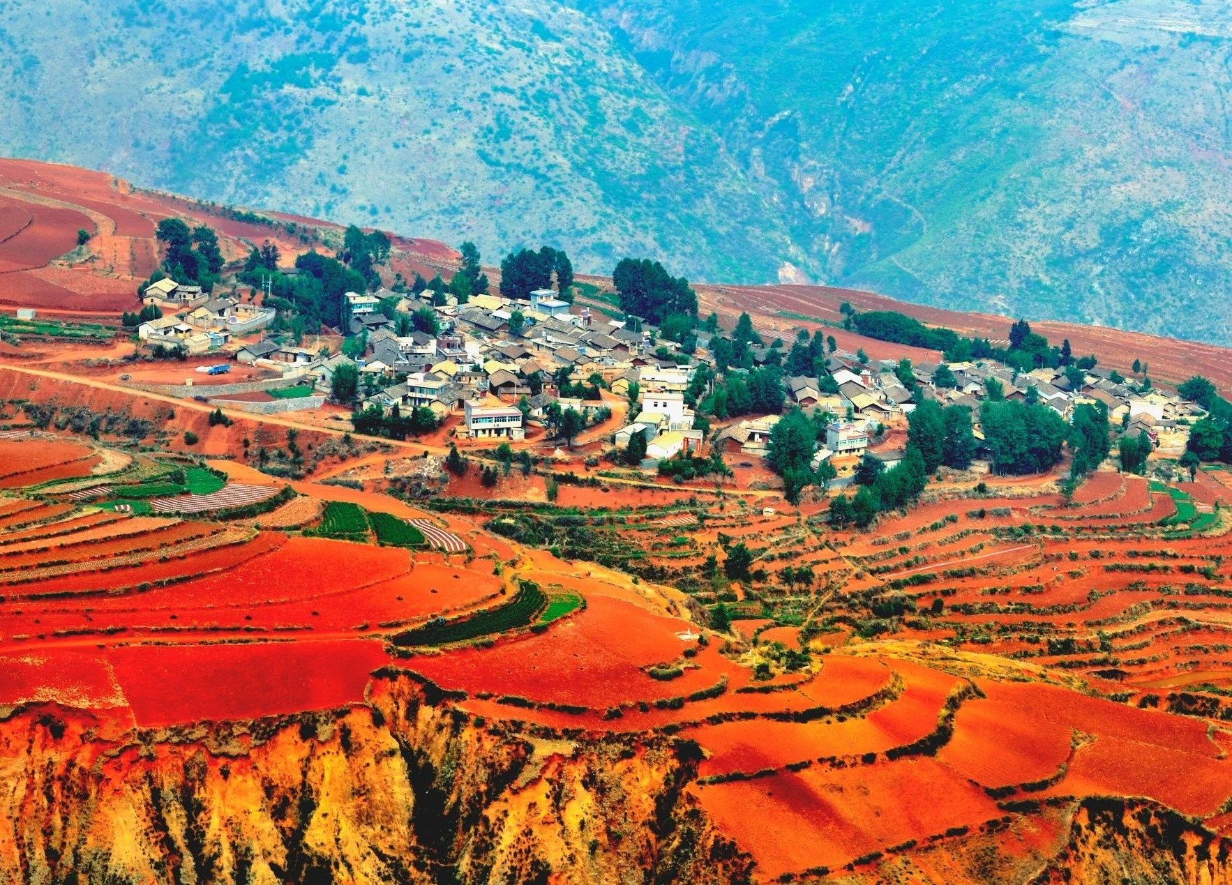 晴友讀中：東川紅土地.普者黑.元陽梯田.西雙版納.順德10日